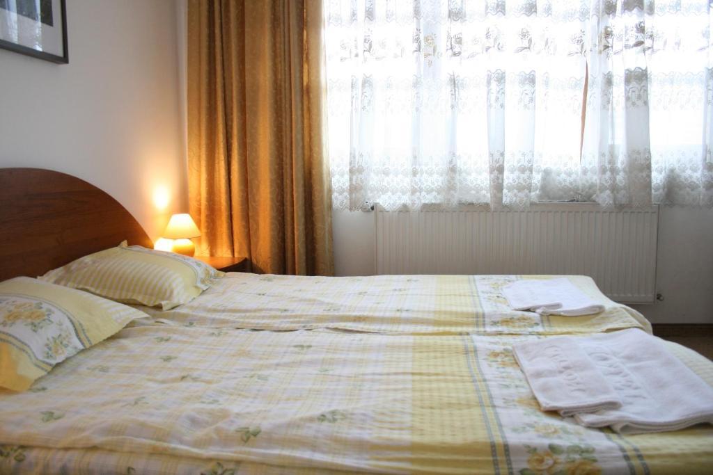 Korina Sky Hotel Бансько Екстер'єр фото