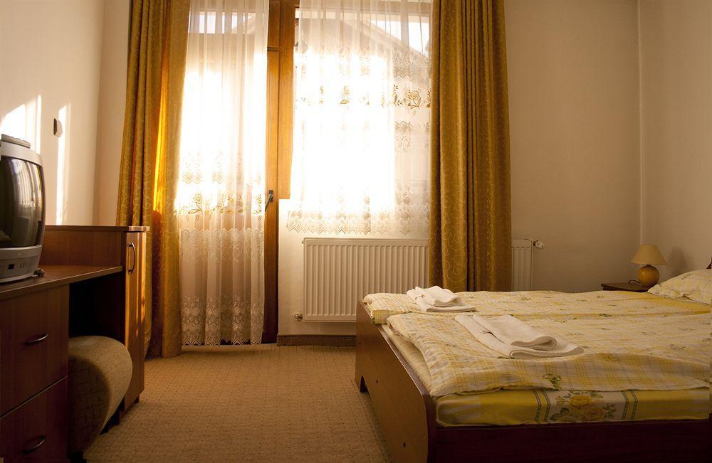 Korina Sky Hotel Бансько Екстер'єр фото